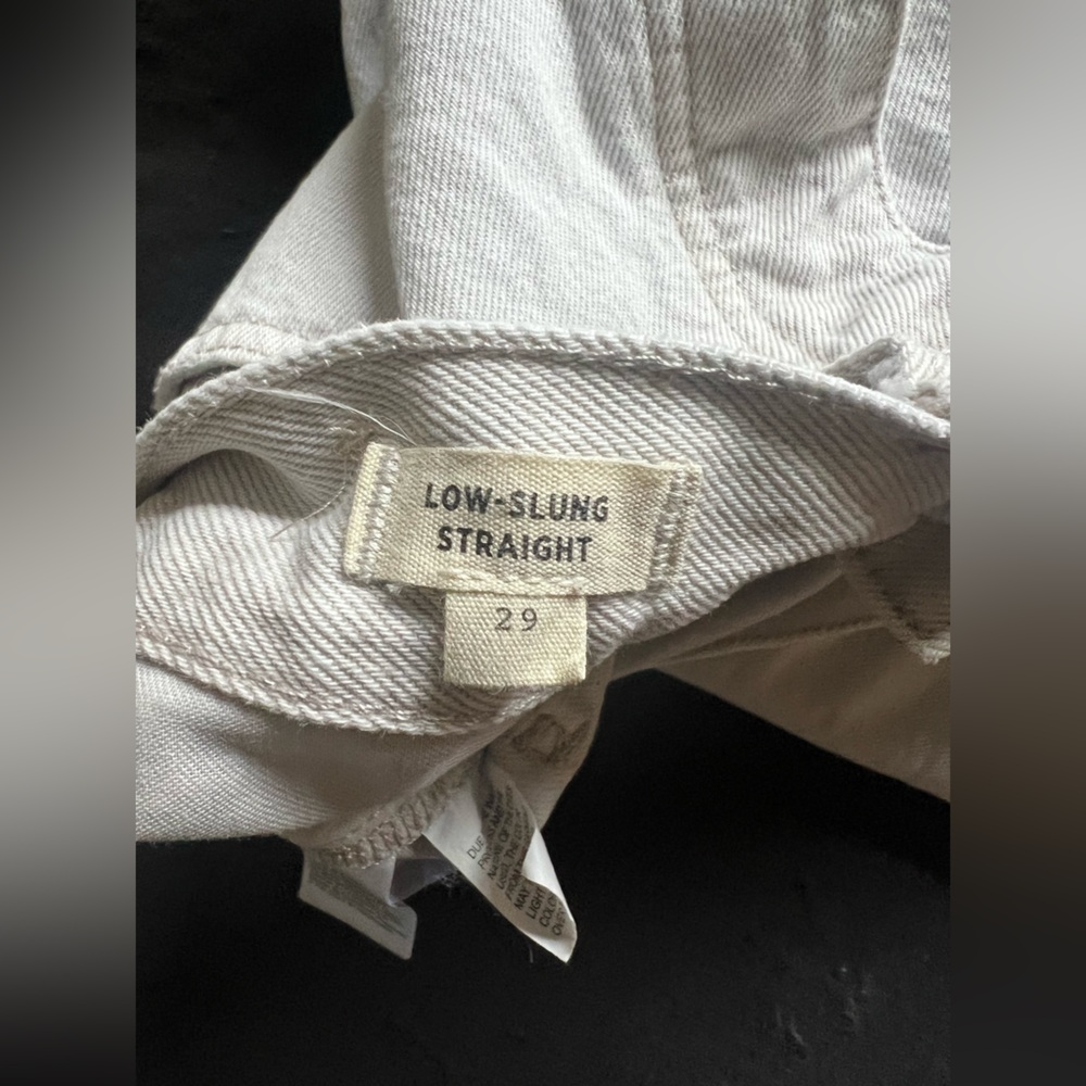 Madewell Low-slung Straight Jeans - Picture 7 of 9